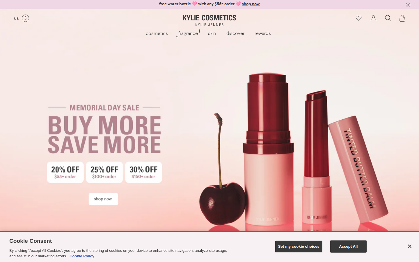 Kylie Cosmetics homepage — desktop, above the fold